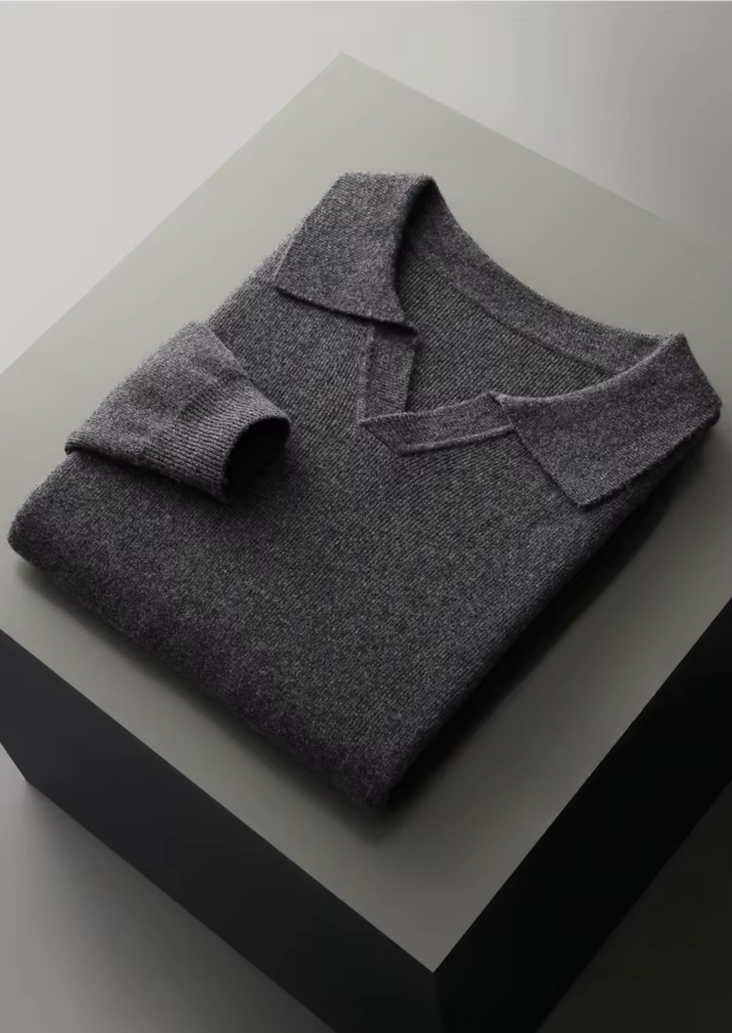 WOOL RIBBED BUTTONLESS POLO